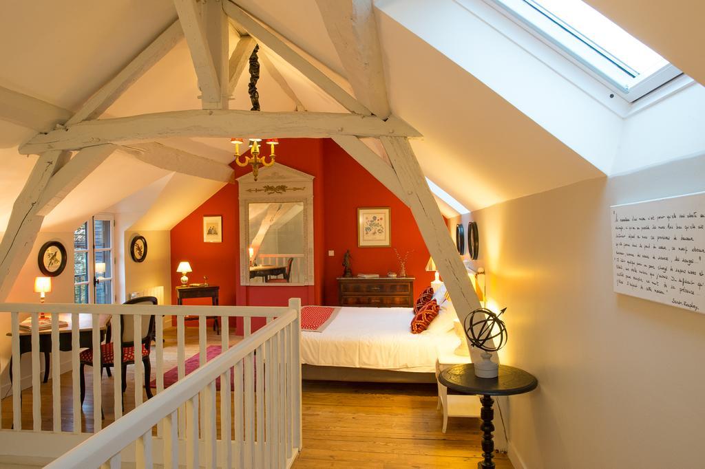 La Folie Saint Julien Bed and Breakfast Rum bild